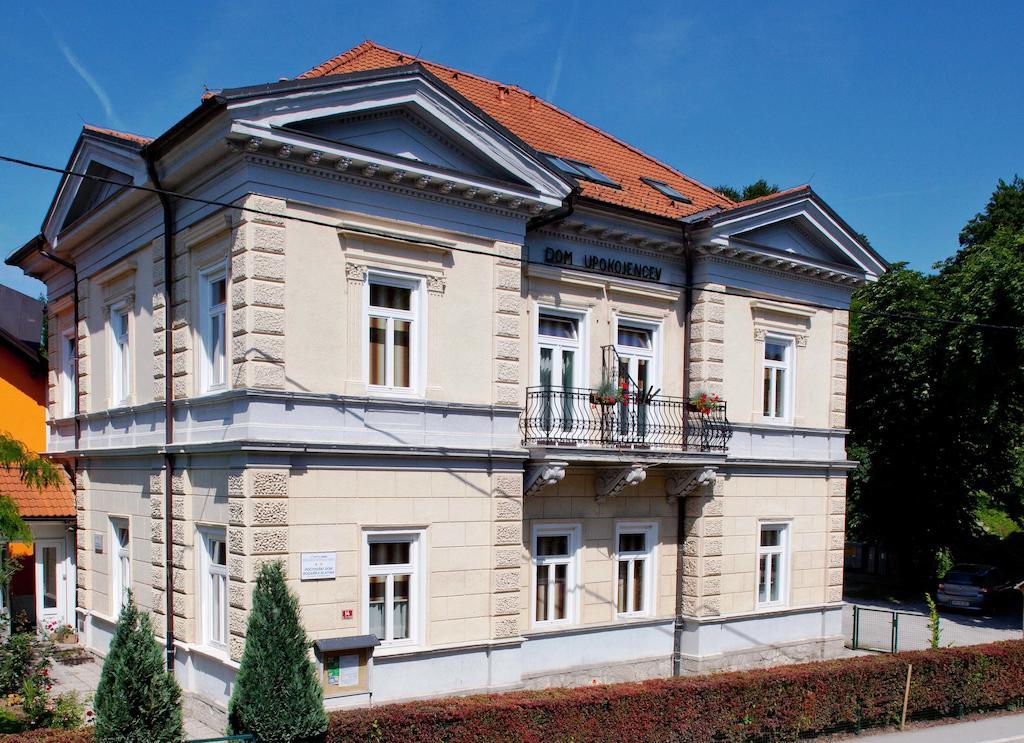 Garni Hotel Vila Ana Rogaska Slatina Exterior photo