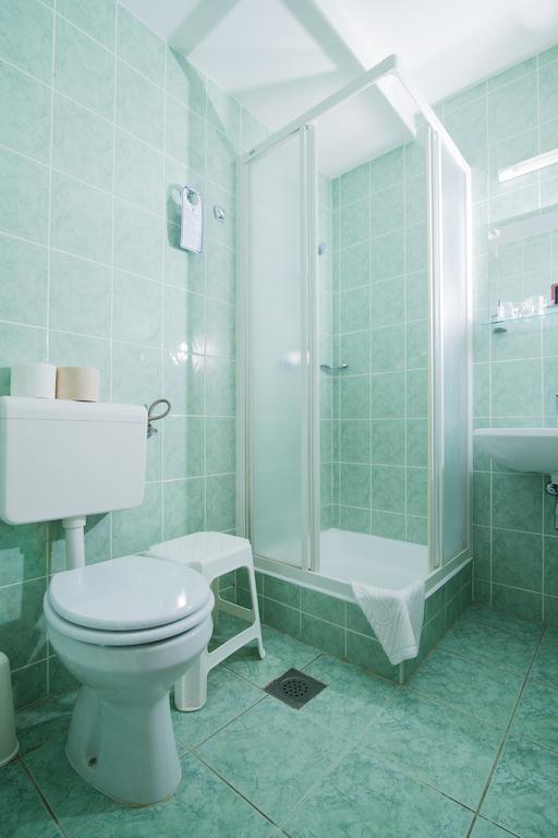 Garni Hotel Vila Ana Rogaska Slatina Room photo