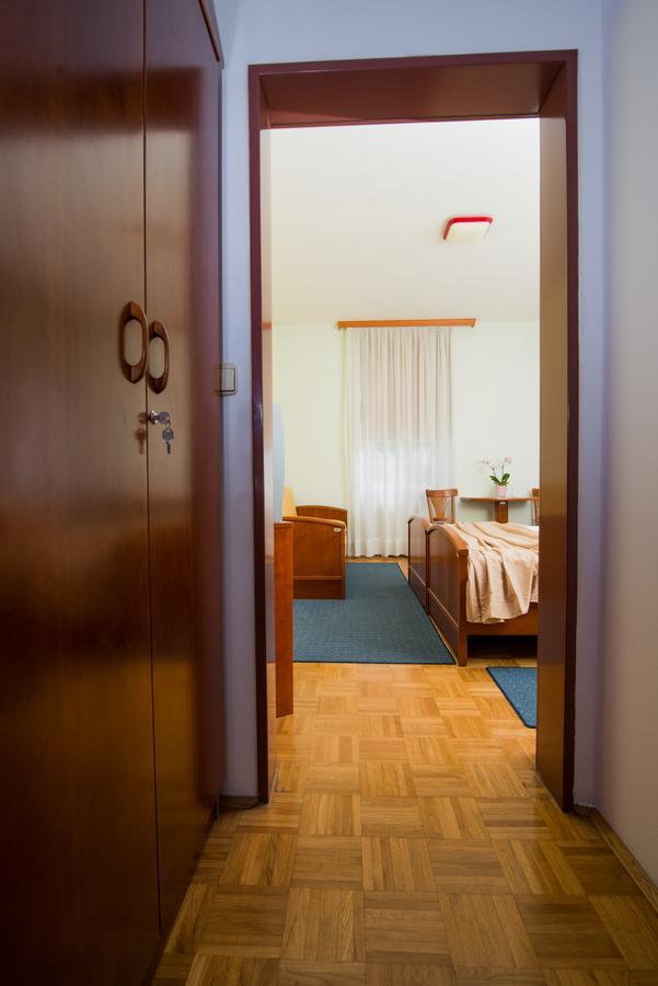 Garni Hotel Vila Ana Rogaska Slatina Room photo